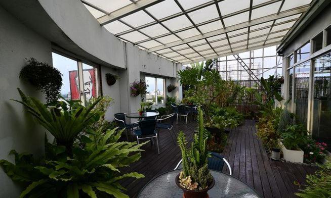 Cambridge Hotel - Yung Kang Yongkang Bagian luar foto